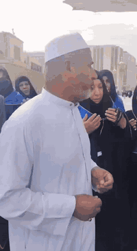 اللهم صلِّ على محمد وآل محمد 🤍
✈️ تعلن شركة خيرات النهرين للسياحة والسفر
عن توفر برنامج عمرة بنظام أقساط ماستر رافدين بدون مقدّمة
📅 عمرة جمادى الآخرة ورجب
🗓 تاريخ السفر: 28 / 12
🚍 طريق البر | ✈️ الطيران
📌 بإدارة وإشراف المتعهد الحاج أبو حنين
💰 الأسعار:
• ✈️ الطيران: 1,000,000 دينار
• 🚍 البري: 825,000 دينار
🔹 مميزات البرنامج:
1️⃣ السكن فنادق درجة أولى وقريبة من الحرم في مكة والمدينة
2️⃣ الطعام بوفي مفتوح (3 وجبات يومياً)
3️⃣ هدايا للمعتمرين:
  - إحرام رجالي
  - جادر نسائي
  - حقيبة كتف
  - وشاح للنساء
4️⃣ مرشد ديني وسياحي طوال الرحلة
5️⃣ زيارة المزارات الدينية في مكة والمدينة
6️⃣ البرنامج يشمل: الفيزا – ضريبة الهيئة – السكن – المزارات
7️⃣ السكن رباعي وخماسي
  (الثنائي حجز خاص عن طريق المعتمد)
8️⃣ نظام أقساط بدون مقدّمة
  📆 القسط الشهري: 100,000 دينار
9️⃣ جولة سياحية اختيارية إلى جدة
📌 المستمسكات المطلوبة:
• جواز سفر نافذ
• صورتان شخصيتان
🔸 عمرة إنابة متوفرة
💵 السعر: 75,000 دينار
🔸 ملاحظة:
للمجاميع والكروبات أسعار خاصة
📞 للحجز والاستفسار:
***********
⚠️ العدد محدود – يرجى الإسراع بالحجز وتسليم الجوازات
📍 العنوان:
الديوانية / قرب القاعة المغلقة
