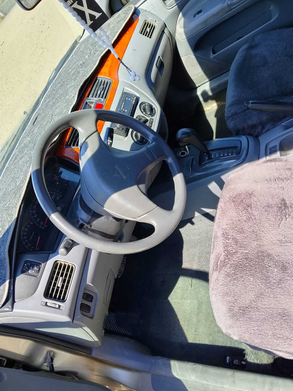 لانسر 2010سياره حلوه  مصبوقه حزام بدون دواخل البيع مامتواجد عل فيس رقم تلفون *********** عنوان ديالى شهران مقداديه السعر 85بيهه مجال قليل
