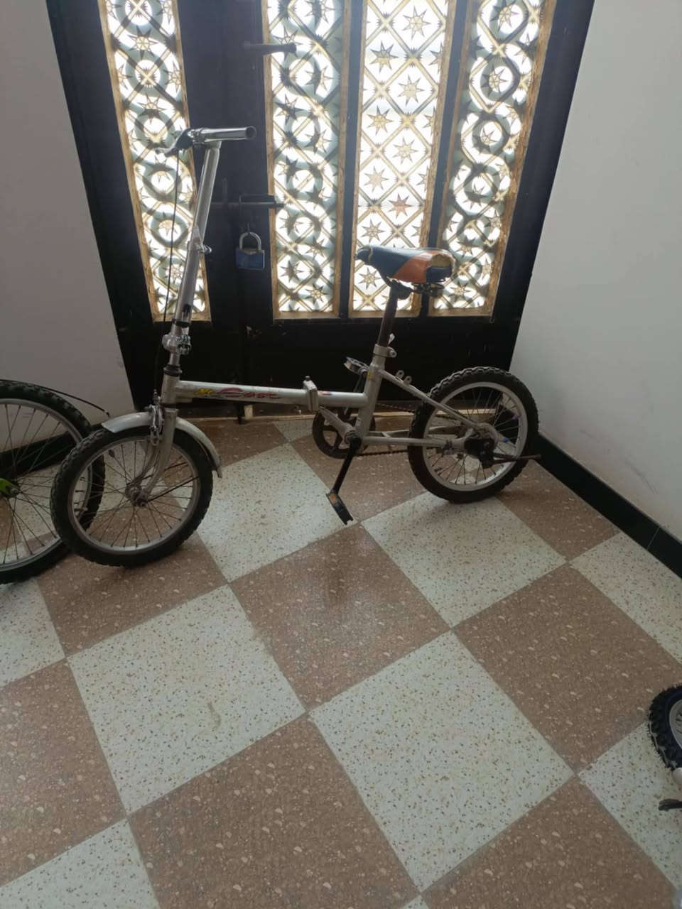 بيسكلات لبيع 16و 20


**إذا كنت صاحب هذا الإعلان وتريد حذفه لأي سبب، رجاءا أرسل رسالة إلى الدعم الفني**