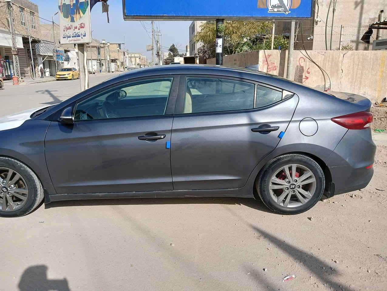 لانتره ١٧ أمريكي رقمه مثئ سعره ١٢٠ وبيه مجال***********
