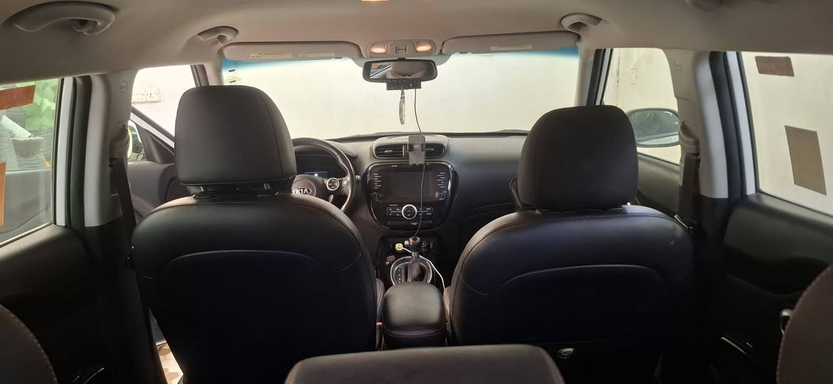 صول 2018 وارد امريكي حادثها جنطه وبيها شوية بارد رقم اربيل بصمة تشغيل بصمة ابواب كاميرا خلفية تبريد فوول محرك ١٦٠٠ تيربو سعرها 115


**إذا كنت صاحب هذا الإعلان وتريد حذفه لأي سبب، رجاءا أرسل رسالة إلى الدعم الفني**