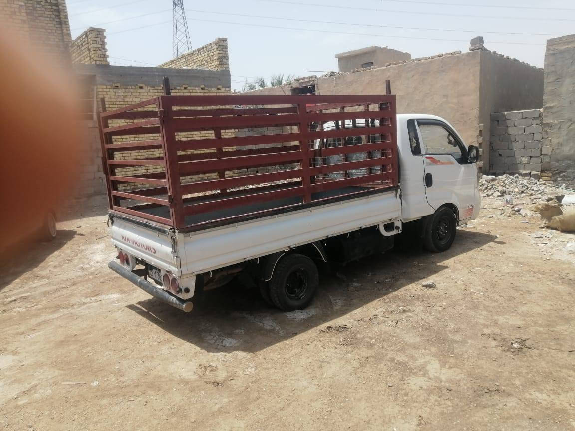 السلام عليكم سياره كيه موديل16مكفوله كفاله عامه ترهم مراوس بكريت ويل حسب لقناعه السعر 115بيه مجال قليل رقم واسط ***********//***********
