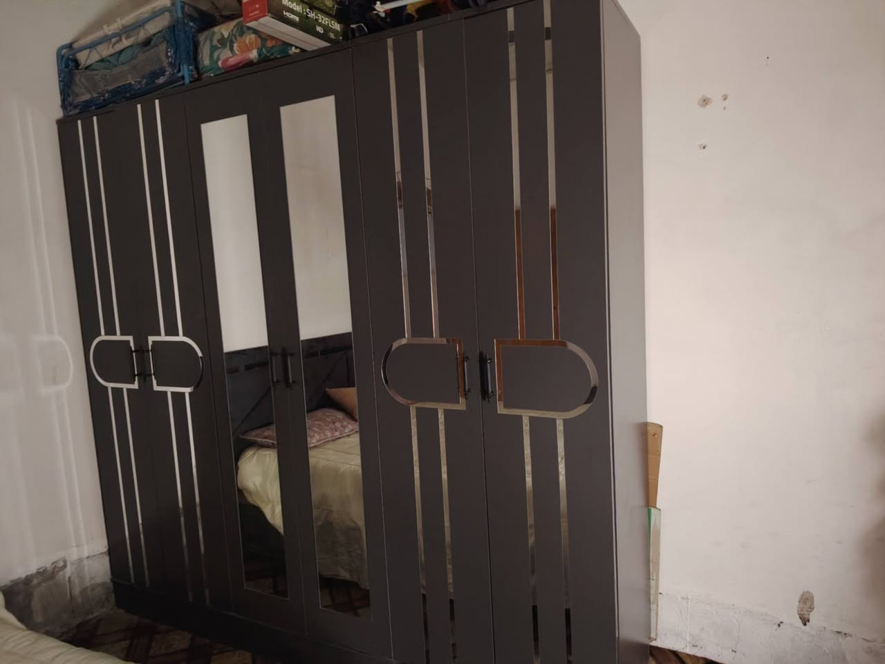 غرفه للبيع ب300 وبيها مجال  بسيط العنوان المسيب للاستفسار خاص


**إذا كنت صاحب هذا الإعلان وتريد حذفه لأي سبب، رجاءا أرسل رسالة إلى الدعم الفني**