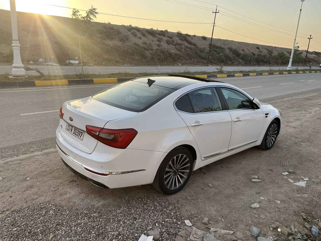 كيا كادنزا 2013 شكل 2014 فول مواصفات ملكي  رقم بغداد انكليزي بسمي تحويل مباشر فول
بانوراما 
مري شفط 
اشاير بالمري 
حساسات 
هندبريك بصمه 
بصمة ابواب 
بصمة تشغيل 
ترحيب عند الاقتراب 
شاشه 
كامره 
استيرن كهرباء 
كشنات كهرباء 
تحكمات خلفيه 
وارد كوري 
مكينه 2400 اقتصادي 
صور السونار بالمنشور 
سعره 118 بي مجال 
للاستفسار 
***********
