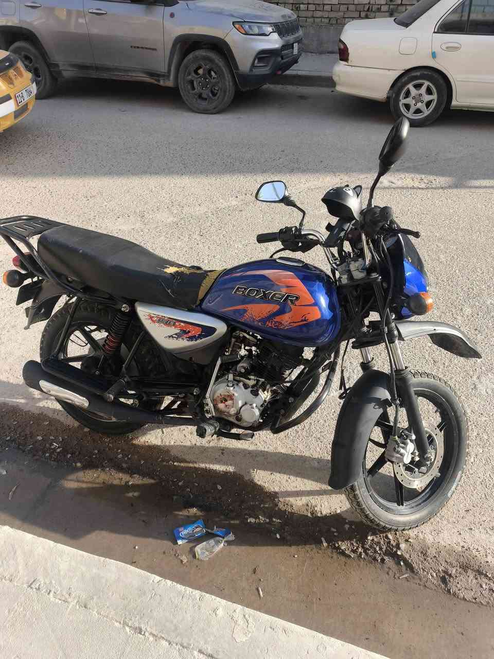 السلام عليكم بوكسر مرقم بغداد لوحه انگليزي وسنويه بأسمي تحويل ثاني يوم مسجله 21 بالسنويه دخول 22 حيل حيل نظيفه ما شاء الله مفتوحه على ايدي للامانه غراض شركه كلشي مبدل بستم وزنجيل وهاي السوالف كله جديد مكفوله من التنقيص والتبخير مكفوله كلشي ما ناقصها انگر سلف واطلع وين متريد ما توگفك ابد سعر 1900 وبيها مجال حگ الجيه مكان بغداد زعفرانيه الشراي يتصل ويدلل 
***********
