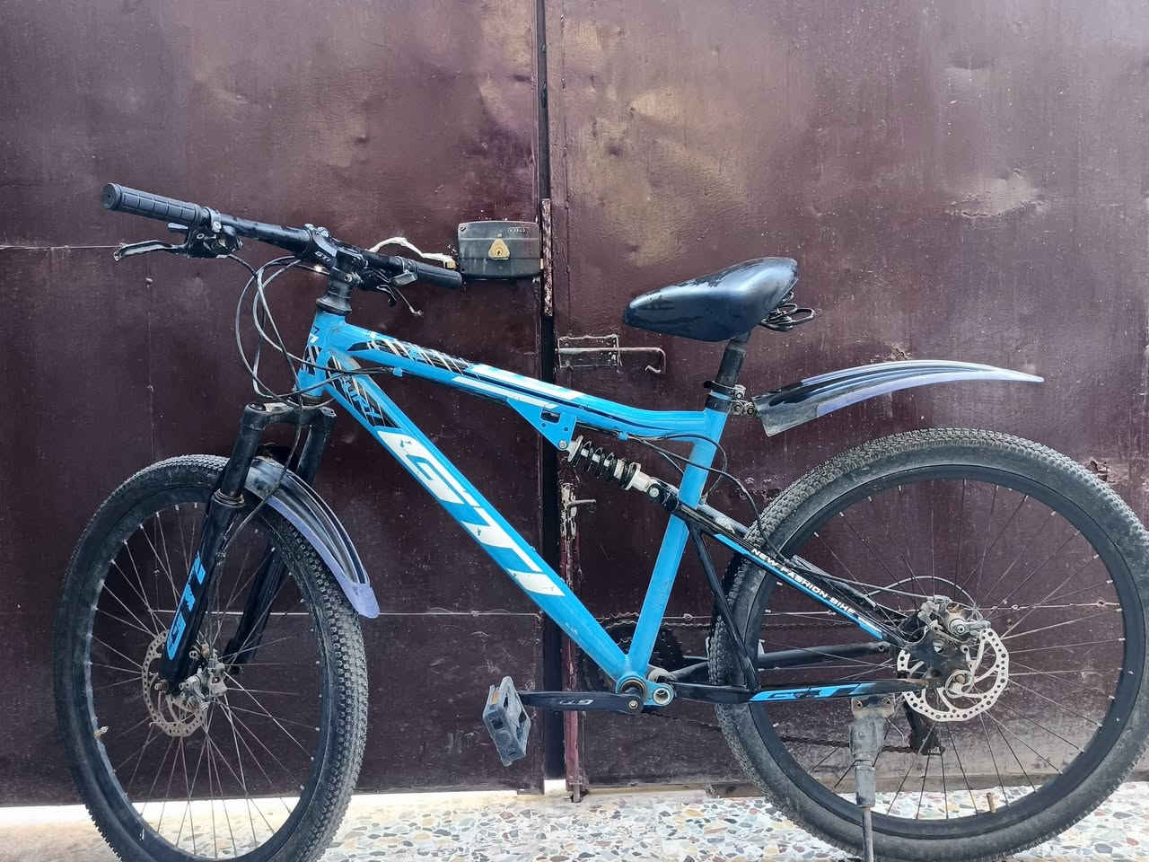 سلام عليكم بايسكل رياضي جديد للبيع 125 الف وبي مجال


**إذا كنت صاحب هذا الإعلان وتريد حذفه لأي سبب، رجاءا أرسل رسالة إلى الدعم الفني**