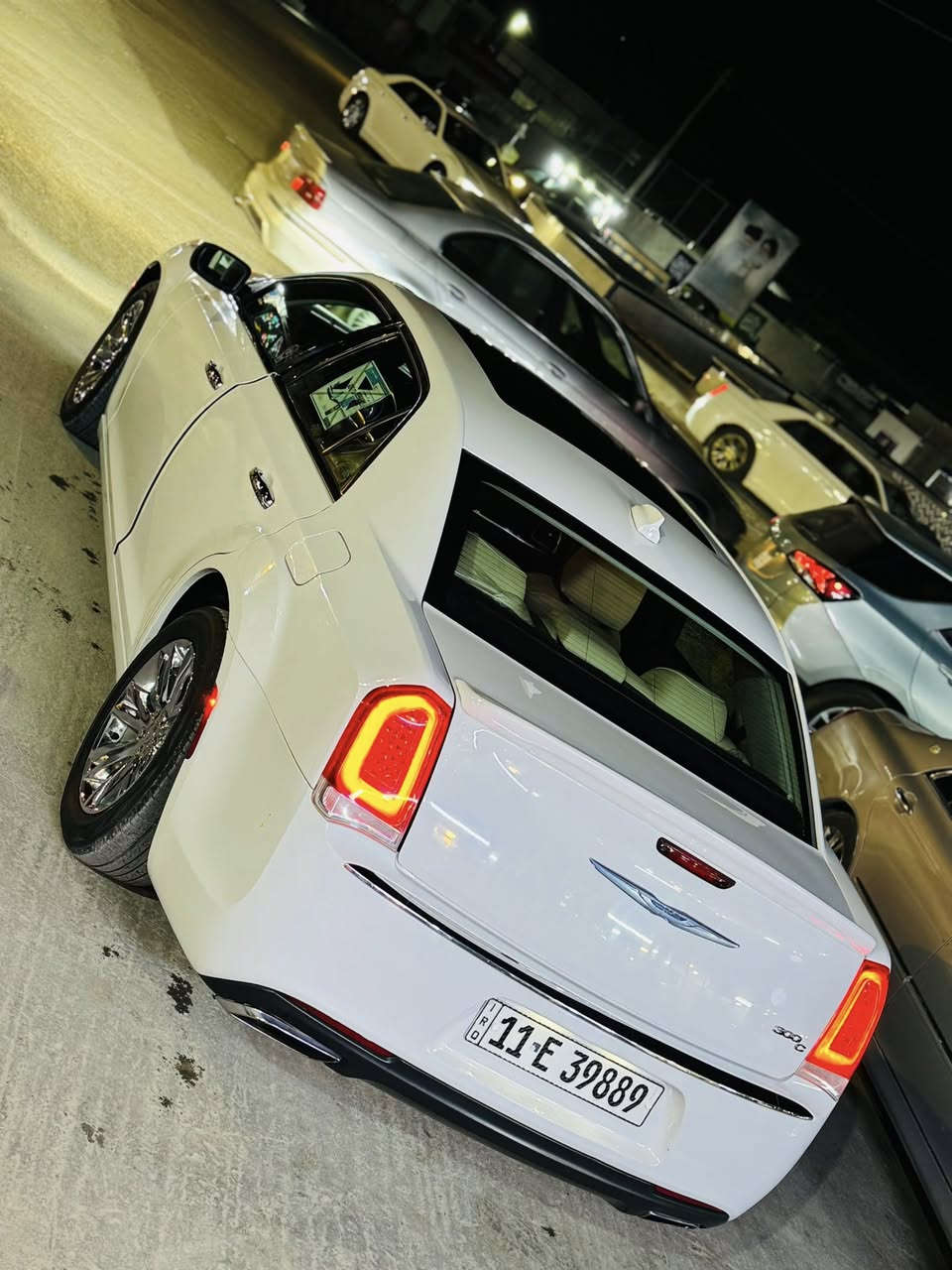 سلام عليكم وباما اصل 16 مرمزه21
سياره ابد مامشتغله خط 
فئة سي فول مواصفاتت
رقم بغداد باسمي🙏 
برده خلفيه 
مري قلاب 
كشنات تدفئه تبريد
خزن ميموري
فتحتين
سياره جاهزه الله شاهد 
تبريد ثلج حداديه تايرات كله جديد 
حادثهه صبغ جاملغ وبنيد فقط صبغ يعني. ضربه هنا هيه صطحيه وصبغة جاملغ وبنيد بدون دواخل ايرباكات كلهه سليمه سياره خير من الله 
السعر 200
مكاني الناصريه سوق الشيوخ
***********
ملاحظ اي تفاصيل تخص السيارهً مكتوبه تعجبك انه خادم ماتعجبك انه هم بخدمتكم سوي نفسك مشايف المنشور
