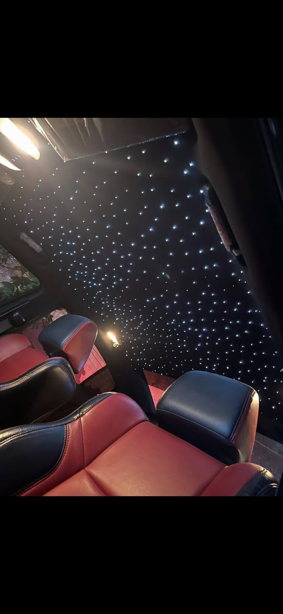 السلام عليكم
جارجر 2020 GT Super trake bake فوول عدا الفتحه
وارد امريكي حادثها بنيد والجاملغ مرشوش ويا توحيد لون
منزل صور الحادث داخل المنشور ايرباك دركه ودشبول وهنا بالعراق صار بيها جاملغ خلفي ومكانين بالجنطه صبغ على كد شبر بدون دواخل والباقي مكفول
السياره جديده
كير ومحرك مكفولات
ماشيه 55ميل السياره جاهزه وجديده وبيها اضافات
سقف روز 
لدات امامي ملون تحكم بلوتوث
اشاير لدات
فجوج بريمبو ٦ بستم
فتحات كزوز SRT
لحيه لون احمر 
مكان السياره المنصور
للأستفسار
***********
***********
