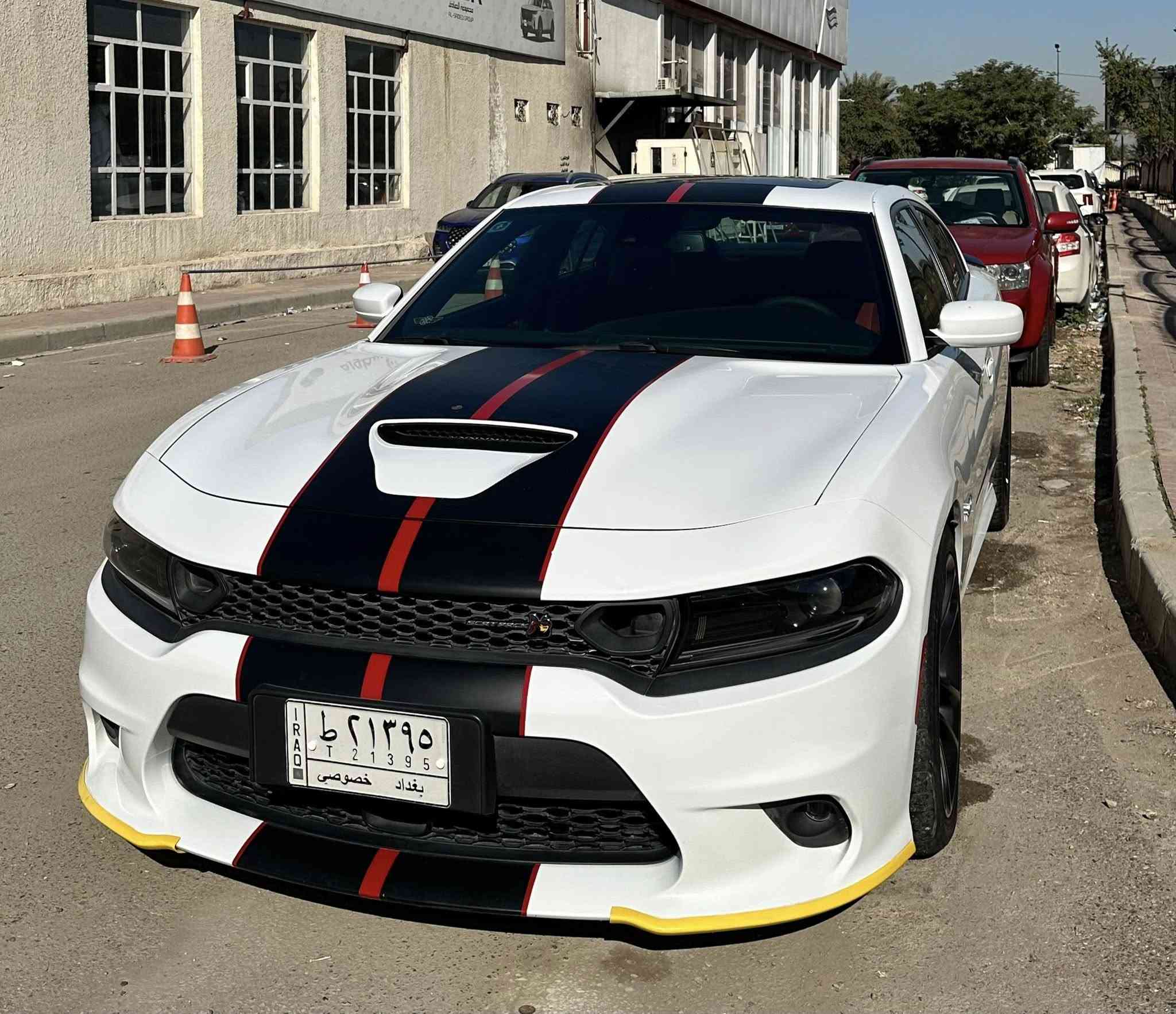 للبيع 

Dodge Charger Scat Pack HEMI 2022  

دوج جارجر سكات باك هيمي وكالة هارلم موديل 2022 وكالة هارلم 

 المدينة - بغداد – البياع 

•     المسافة المقطوعة    -   13,000  كلم 

------------------------------------------------------------ 

 السعر:        لمعرفة السعر   اتصل على الارقام

***********

***********

وسوف يتم الرد على الخاص برسالة بالسعر ورقم البائع 

 المواصفات :

 الموديل: 2022

 الفئة: جارجر هيمي وكالة هارلم

 محرك سعة 6400 – عزم ممتاز

 ناقل حركة أوتوماتيكي

 ماشية فقط 13,000 كم

 جنوط قياس 20 إنج

 الحالة: بدون حادث نظيفة 100 ب 100

 الشاصي والإيرباغات سليمة 100%

 استخدام ناعم

 داخلية السيارة نظيفة جداً

 السيارة خالية من أي مشاكل ميكانيكية أو كهربائية

 المواصفات الإضافية:

تشغيل عن بعد

بصمة 

 فتحة سقف

كشنات تدفئة وتبريد 

مانع انزلاق 

ABS

 مقاعد جلد ومخمل كهربائية لون احمر وأسود

 قطعتين تبريد 

 شاشة لمس وسطية

تحكم ستيرن

 نظام ملاحة

 كاميرا خلفية

 بصمة ودخول ذكي

 بلوتوث / USB / AUX تحكم صوتي

 نظام قيادة متعدد الوضعيات

حساس خلفي 

 إنارة LED – داخلية وخارجية
