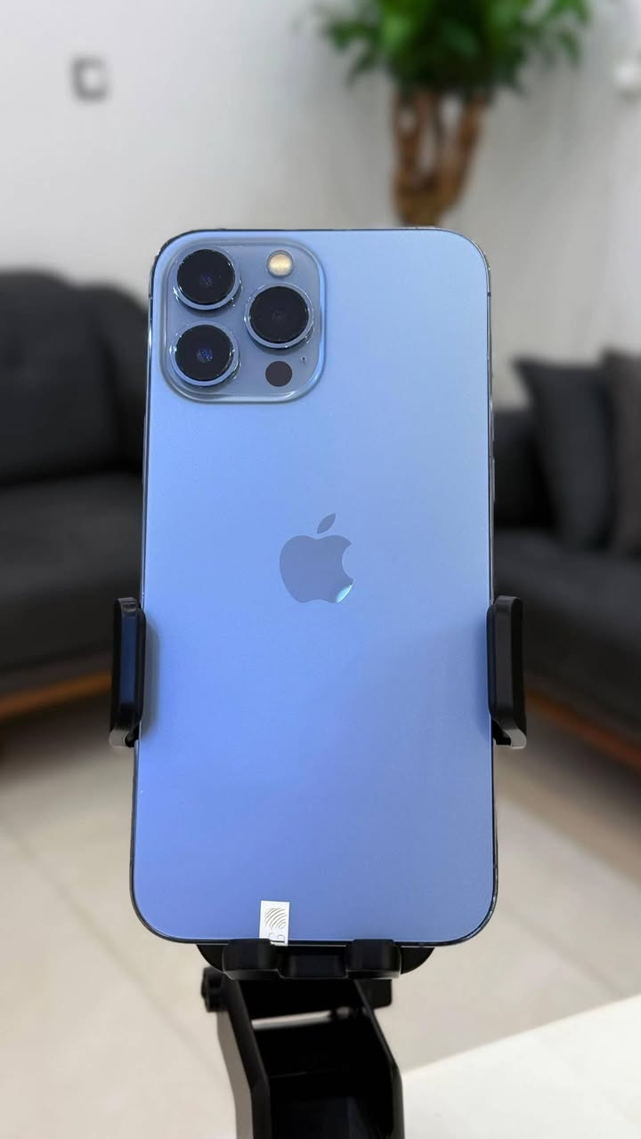 ايفون : 13 برو ماكس 
ذاكره : 256 
بطاريه : 88 ابلادي لا مرفوعه ولا ملعوب بيها 
نموذج A 
نظافه : 100%
مكفول : على الفحص وين ما يعجبك افحص
ضمان : أسبوع 
متواجد خاص + واتساب + رقم الاتصال ***********
