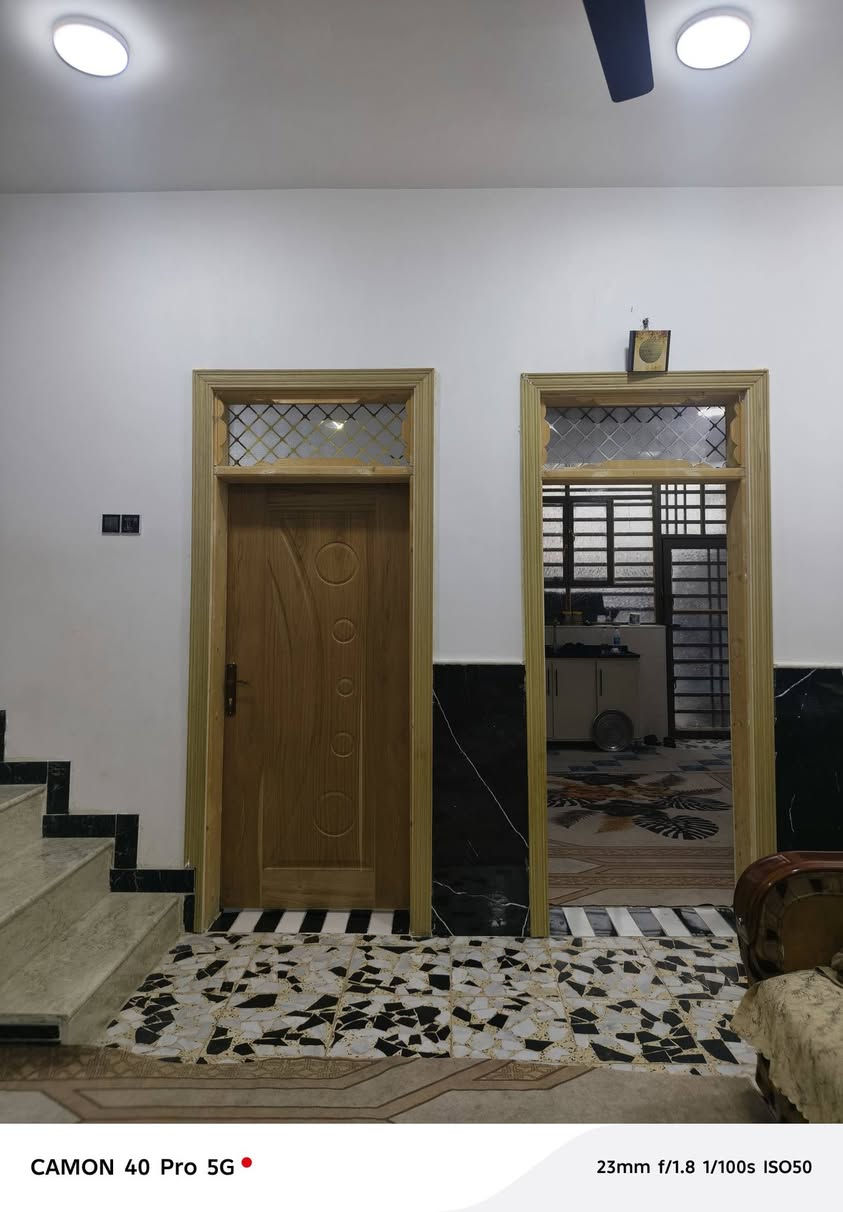 دار للبيع المساحة 150م في حي نداء بمنطقة 47 المنطقة الذهبية قرب شارع كربلاء وقريب عل شارع 60 العارضي وقريب عل المدارس طابق ونص البيت جديد الله شاهد ستوه طلع من عنده البنا بناء حديث طابو صرف
وقريب عل مدرسة ال طه
الطابق الاول/ يتكون من غرفة عدد 2 وصالة كبير ومطبخ واستقبال ومنور عدد 2 و حمام عدد 2 وطارمة كبير ⬇
كاشي سيراميك بورك مجاري ماء كهرباء كله جاهز طابوق جمهوري صب مسلح كونكريت حدادية البيت فخمه وثقيله جدا
ومميزه 
الطابق الثاني/ يتكون من غرفه عدد 2 وصاله كبير 
للاستفسار. / رقم الهاتف ‏‪***********‬‏
