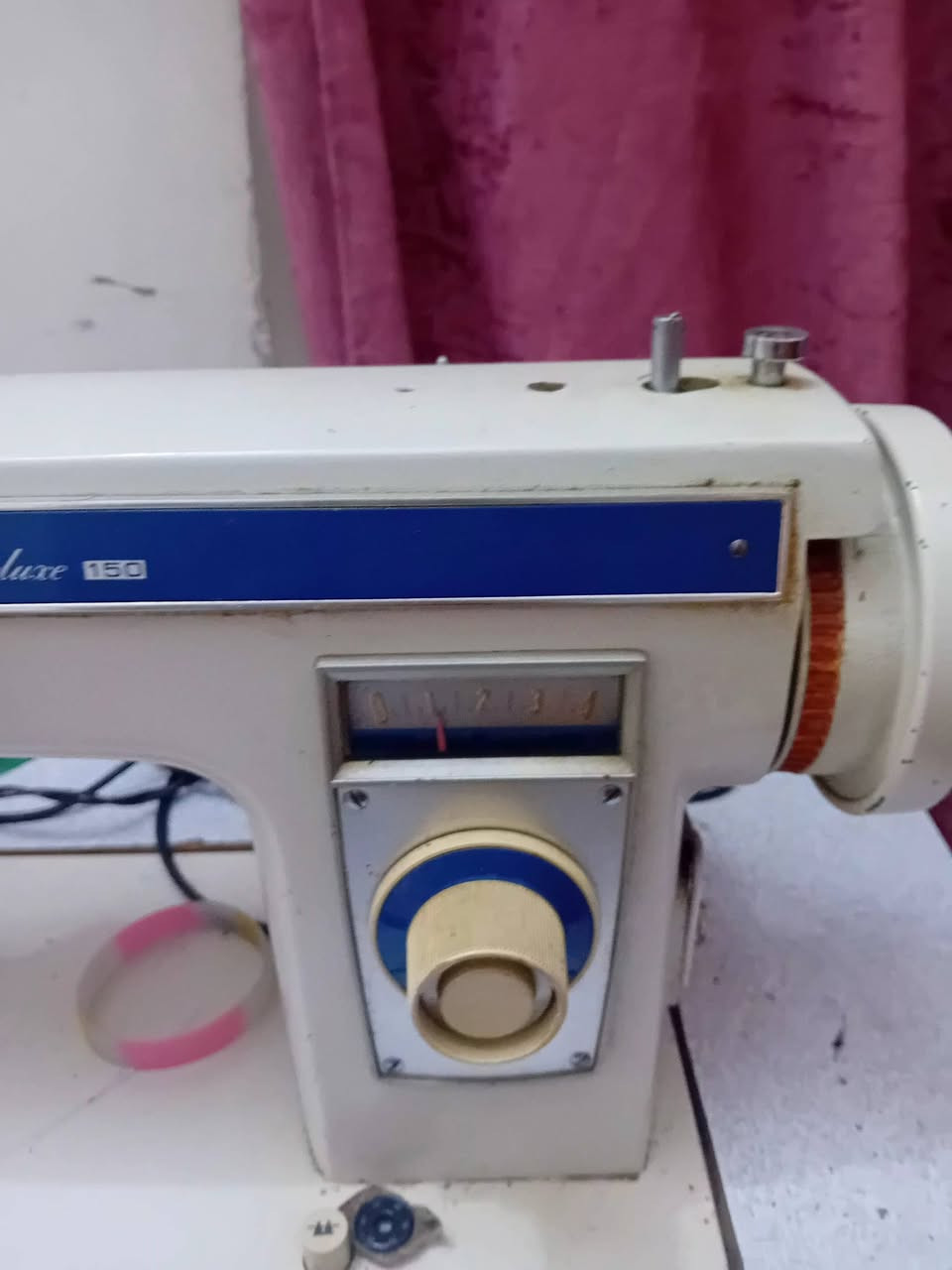 ماكنت خياطه يابانيه ابرذر شغله كوت الخاجيه هاتف ***********كوت سعر ٢٠٠
