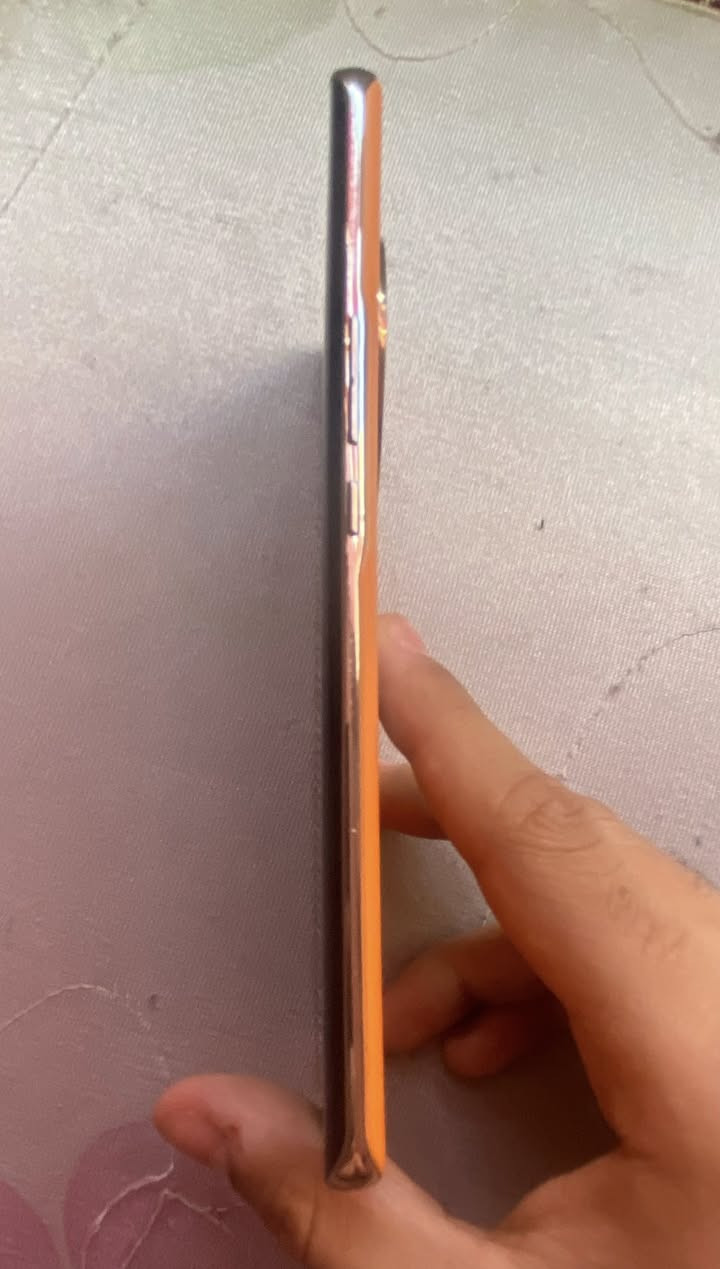 Honor x9b 5g
جهاز هونر مكفول شخط مابي جهاز جديد استعمال قليل جدا باكيته موجود ذاكره ٢٥٦ وشحن سريع بطاريه ٥٧٠٠ قوي بالالعاب كامره 108 ميجا بكسل رايده ب ٢٨٠ وبي مجال خادم للطيبين 

العنوان📍: زيونه 

الرقم : *********** 

ماعندي ماسنجر 📝
