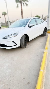 BYD سيل 05  لون ابيض وداخل ابيض    السعر 🔥🔥🔥🔥    المواصفات  حساس خلفي ...