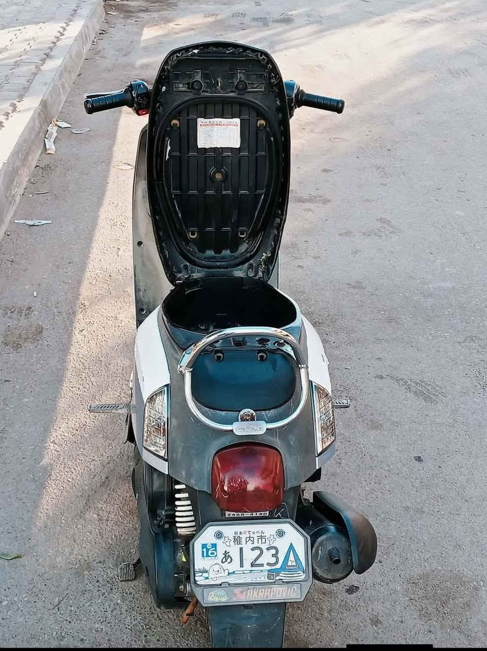 سلام عليكم دراجه بوليس للبيع دراجه نضف من صوره وصل معرض ومكفوله من كلشي وسعره اب ٦٥٠ وبيه مجال سعره مناسب مكاني كربلاء وهذا رقمي ***********
