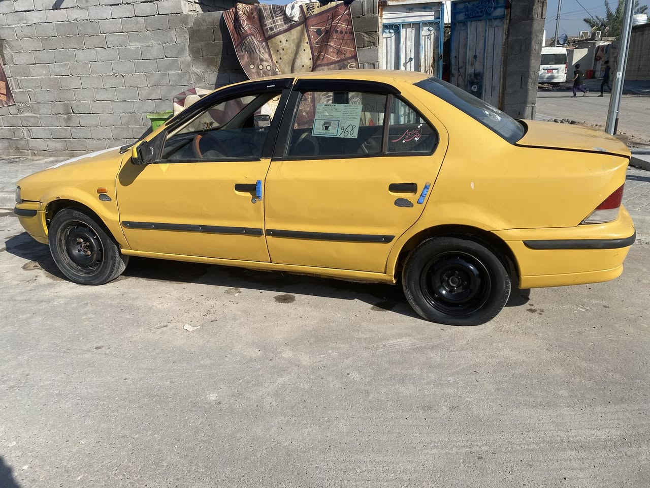 السلام عليكم سمند 2010سنويتها مامنتهيه رقم بصره مكينه وكير جدد خير من الله وراعيها بالبصره بس ماواصله أبيع هيج اتفل حلال وحرام والسرقه وهذا رقمي ***********
