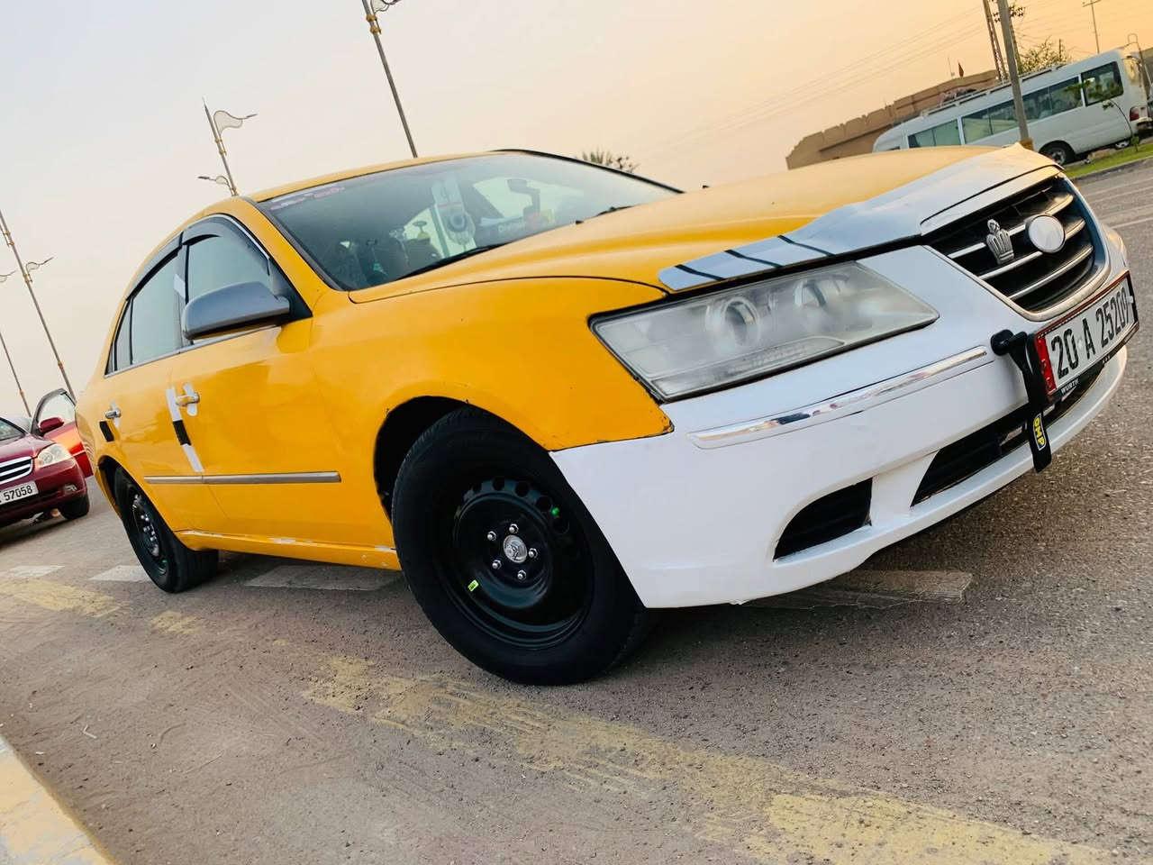 سلام عليكم سوناتة 2008 محدثة 9 امريكي رقم دولي باسمي كير محرك مكفول بيهة تبديل جاملغ امامي فقط لباقي كلة ليبل واحد محرك 2400   كشن كهربائي شاشة دوشمة  تبريد سعر 83   وبيهة مجال رقم  *********** مكان واسط صويرة
