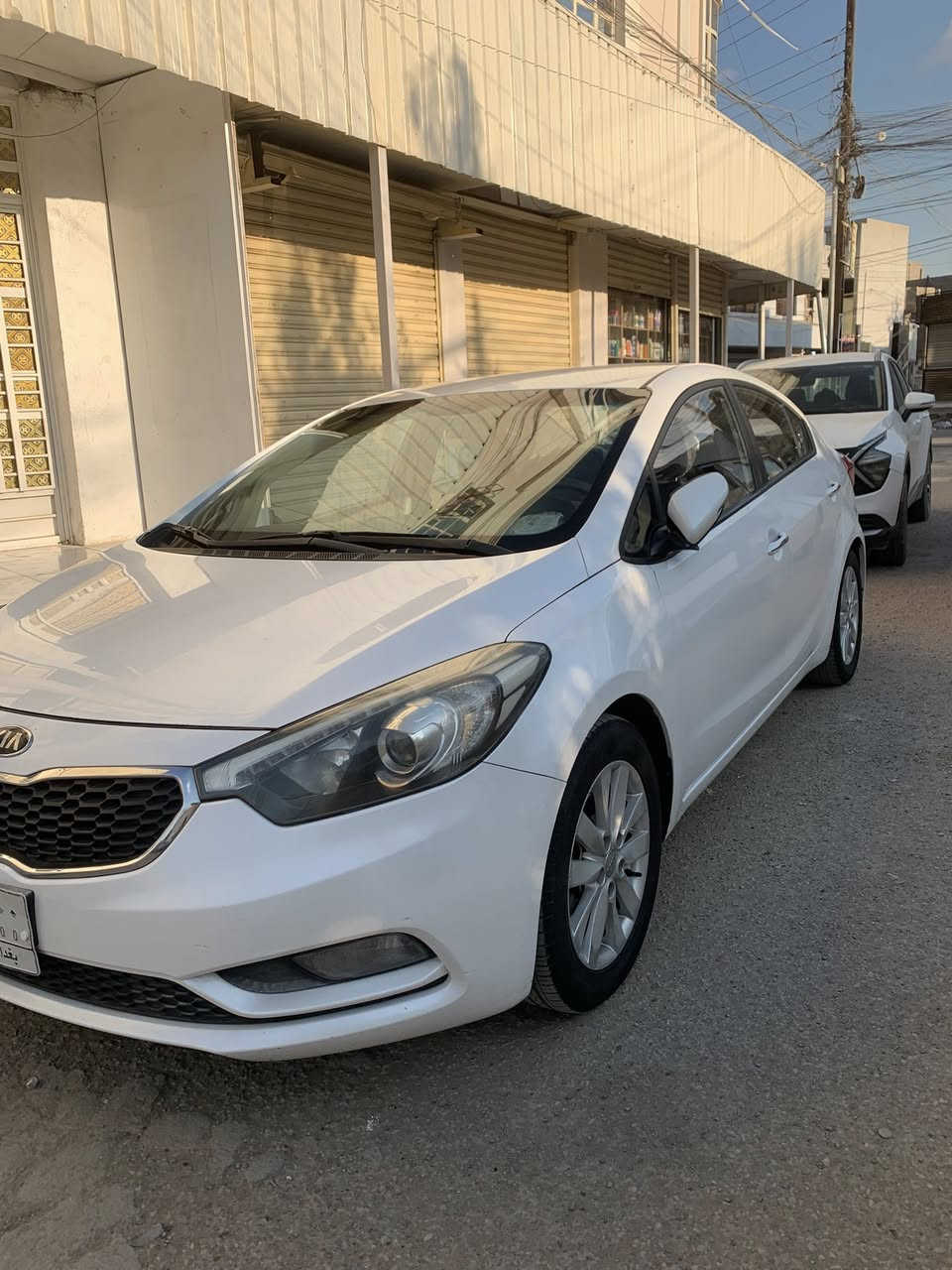 السلام عليكم
سيراتو للبيع موديل 2016 سياره نضيفه جدا 
تخم تاير جديد
اشاير مري شفط
كامره شاشة 
صدر امامي خلفي جديد
دوشمه كشنات 
بيهه بارد بسيط موضح بلصور
السعر ١٣٧
مكاني الزعفرانيه 
***********
