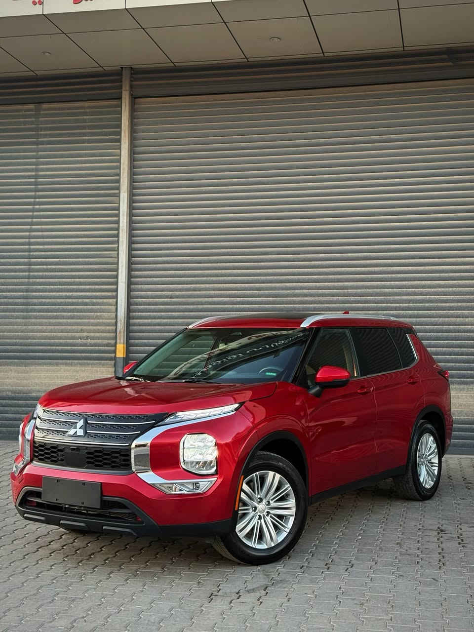 Mitsubishi Outlander 2024 SE
ماشيه 19 الف فقط
حجم محرك 4 سلندر 2.4 
حادث راس بنيد صبغ فقط
بدون دواخل لغد شاصب بشرط
ايرباك استيرن و برده راجع سيستم بيلادي
‎المواصفات SE
‎فول موصفات
‎بصمة تشغيل
‎بصمة ابواب
‎المرايات شفط 
‎سقف بانوراما 
فور ويل 
Super ALL WHEEL CONTROL
‎كاميرات محيطية
سياره 7 راكب 
‎رادار امامي (تحديد مسار)
‎رادار جانبي (نقاط عمياء)
‎رادار خلفي (تحذير من الاصطدام)
‎تبريد قطعتين لمس
‎تحكم وضعيات القيادة...Drive Modes 
صندق جك كهرباء كشنات تدفئة
‎تحكمات استيرن
‎استيرن تدفئة
‎هاند بريك بصمة
‎اوتو هولد Auto Hold
‎مانع انزلاق+ABS
‎شاشة كبيرة لمس
‎حساسات خلفية،
‎منافذ AUX+USB
📍مكان سياره سليماني 
سياره بدون رقم تترقم شمالي فقط اربيل سليماني دهوك
***********📞
