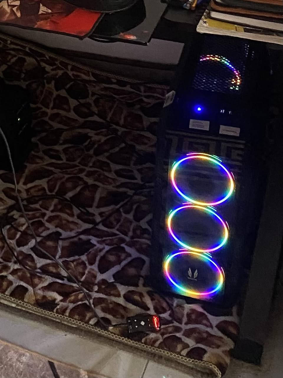 سلام عليكم pc لبيع •	CPU: i5 11500
• GPU: GTX 1050 Ti
• Motherboard: B560 (كيبايت)
• Storage: M.2 512GB EX900 Pro
• Cooler: مبرد هواي كولر
• Power Supply: 600W
Ram 16g DDR 4
السعر 500
الموقع بغداد
موجود سيت اب كامل اذا تريد سعره مناسب


**إذا كنت صاحب هذا الإعلان وتريد حذفه لأي سبب، رجاءا أرسل رسالة إلى الدعم الفني**