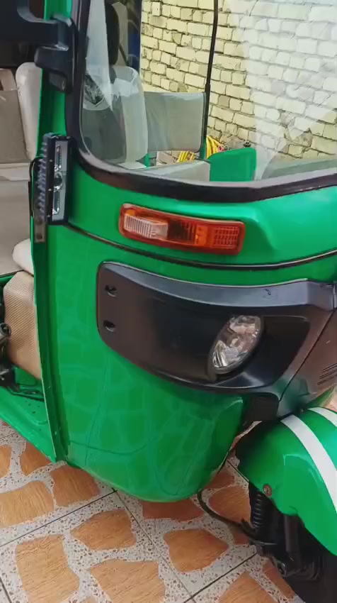 سلام عليكم شباب تكتك موديل واحد وعشرين تكتك جديده وحلوه بدون ارقام مكان العماره ميسان حي جمعيات أربع سايتات رقمي صاحب تكتك *********** انا مكلف بل نشر
