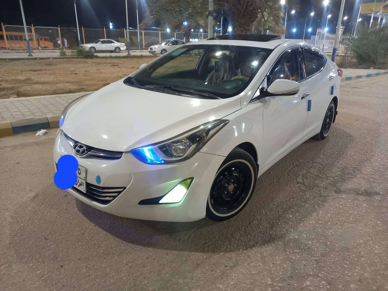 سلام عليكم
النتره 2016
خليجي 
رقم أربيل  دولي علينه يعني فلوسه علينه 
فول موصفات 
مكفولا من ضربه بيه بس بنيد مدل
مكينه وكير مكفوللات 
مكينه 1800
فتحه
شاشه 
اربعه دسك 
تحكم استيرن 
تبريد خلفي 
كشنات جلد 
دخل صاج
تخم تاير 
حداديه جديده 
سعر125وبيه مجال
مكان نجف عباسيه 
***********
