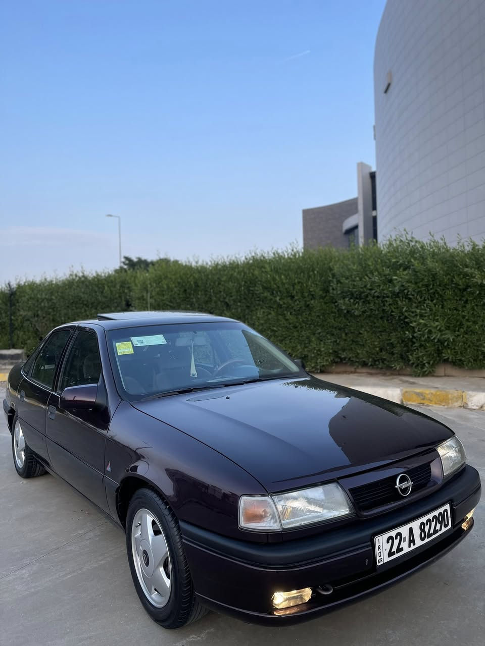 Opel vectra 1995 _1.8
اوبل فكترا
موديل ١٩٩٥
مكينة ١.٨
كير عادي
وارد الماني 
رقم أربيل بسمي ٢٠٣١
لون مميز متغير بلاد 
سلايت _ abs _ دبل ايرباك بلاد_باور _ويل كب بلاد_داخل صاج ملكي بلاد_خمس مخدات_اريل كهربائي 
داخل لونين بلاد _ دعاميات نفخ و بروجكتر_هوك خلفي
قفل مركزي كونترول مسجل بلوتوث _ جامات مضلل بلاد 
بدون ضربة او دعم و خياس دوس و هلالات بلادي
فقط صبغ جمالية شرط صبغ اول مرة
***********
***********
مكاني كركوك 
سعره ٦٧ بيه مجال بسيط لشراي 
ملاحضه : سيارة مابيه برغي تجاري او صيني كلشي بيه بلاد و شركة اصلي مالتهه وسيارة من نوادر من جدادته و نضافته
