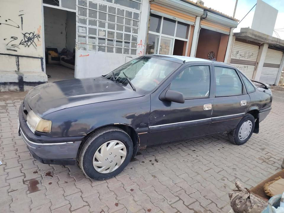 السلام عليكم اوبل فكترا موديل ٩٢ رقم بغداد مشروع وطني لل٢٨ محرك اوكير شرط صبغ حزام جماليه بدون ضربه السعر ٢٩ مكان الحويجه ***********
