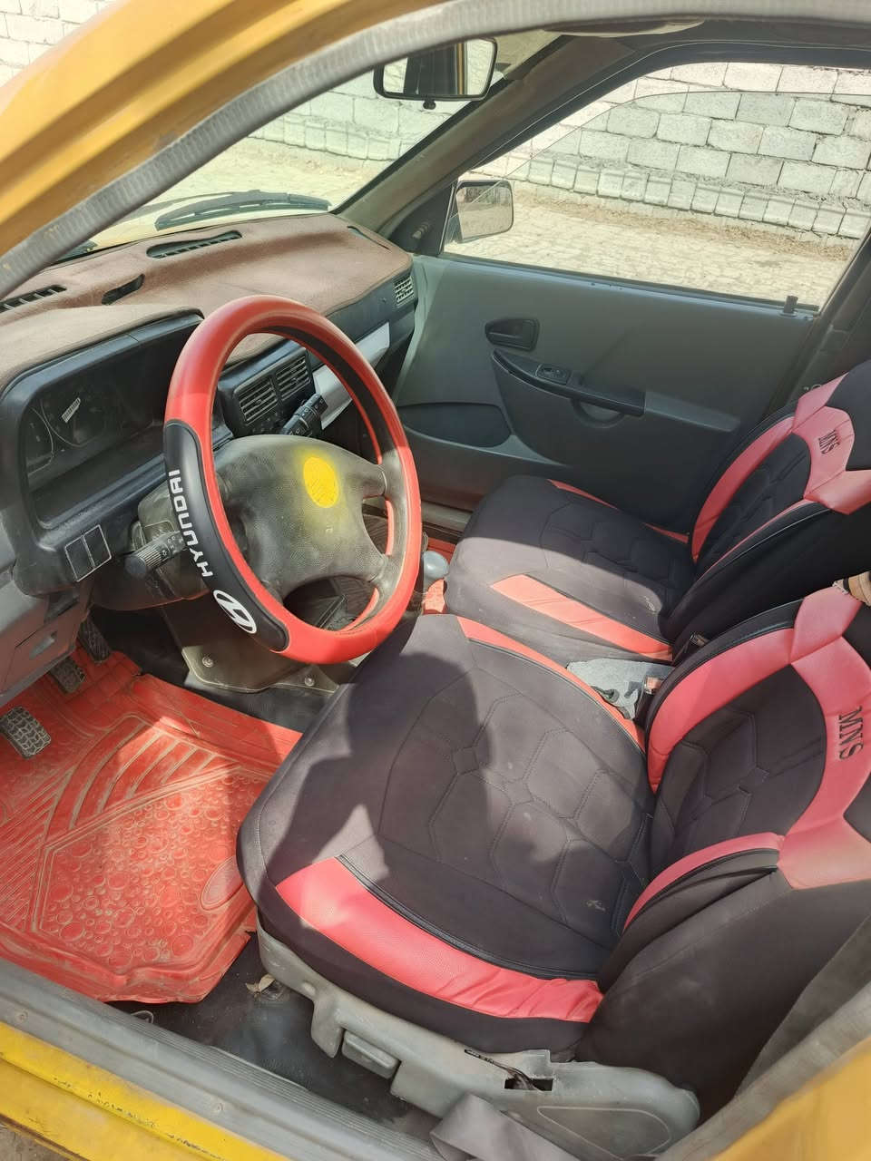 سلام عليكم شباب سياره سايبه 2011 سياره خير من الله ارقام انكليزي وكير جديد وبأسمي مكان بغداد حي البتول ***********
