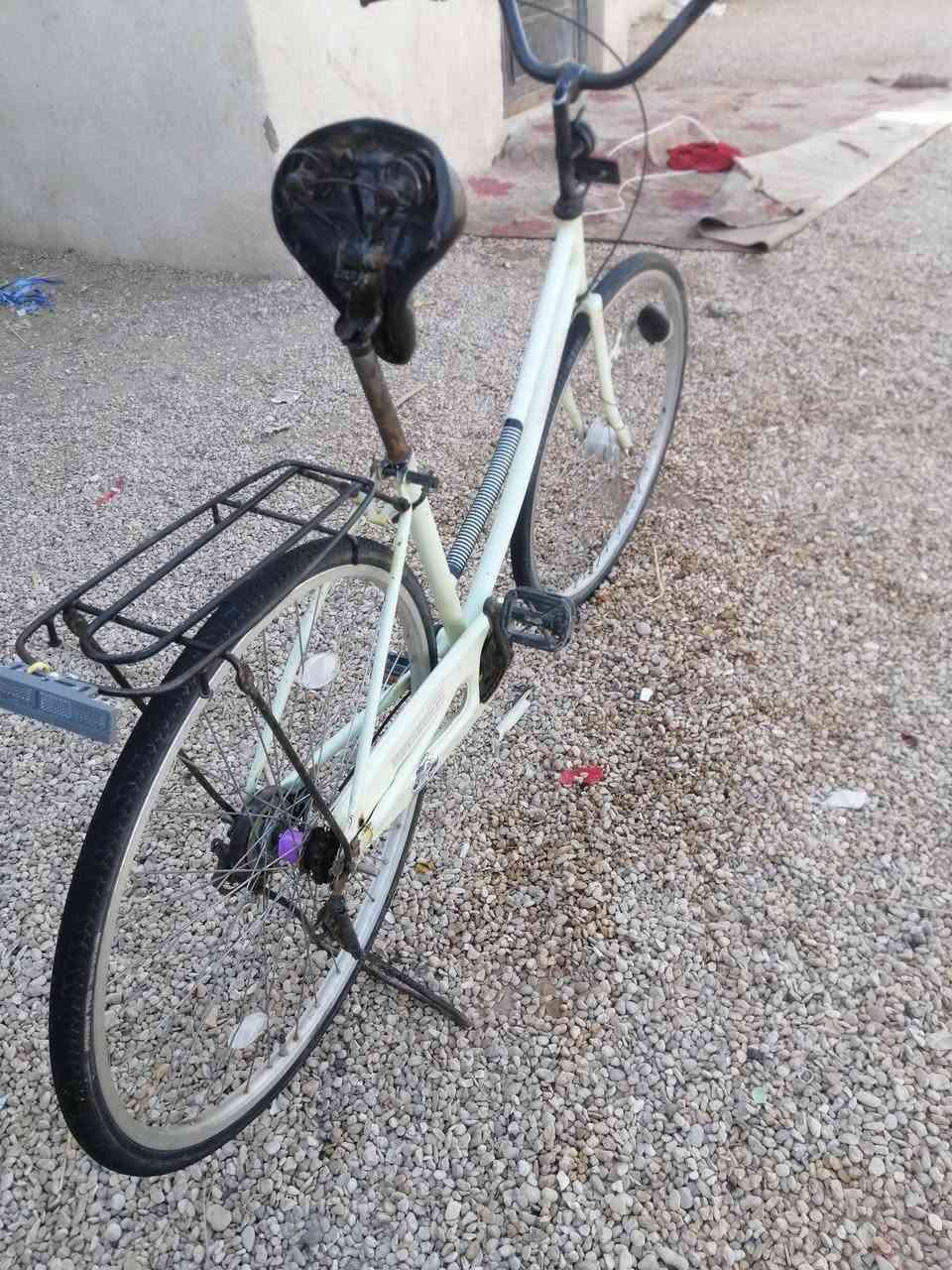 باسكل حجم ٢٧ الباسكل نظيف ومابي شي نفس اللي بل فيديو سعره ٧٠ وبي مجال قليل المكان كربلاء الحر والجاملغات موجودات بس تعبانات رقمي  ⁨7745377093


**إذا كنت صاحب هذا الإعلان وتريد حذفه لأي سبب، رجاءا أرسل رسالة إلى الدعم الفني**