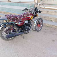 اخوان دراجه لبيع محرك ٢٠٠ مستخدمه شهر سعره مليون  انتصال 07818201054