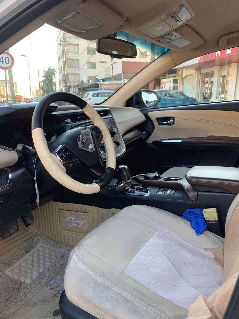 تویۆتا اڤلۆن 2016 xle
ڕۆیشتن 260,000 km ڕۆیشتن
ناوکرێمی،کوشین جڵدو بەسمە ➯
6 پستۆن ✔
گێڕومەکینەوکارەبایی بەشتە نەکراوەتەوە ➡
بۆنیت وچملغی پشتەوە بۆیاخ چوارساردی بچوکی هەیە ➯
شاصی      4T1BK1EB4GU215429

*********** ڤایبر،واتساپ
شوێن هەولێر
نرخ 183 وجال أربيل, العراق
