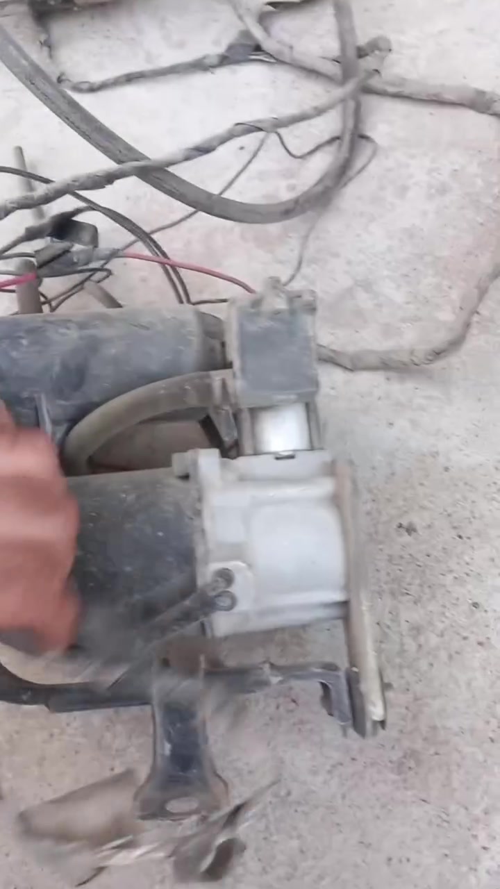 السلام عليكم هورن ميلاد البيع 64 دكه السعر ٢٥٠ المكان بغداد البياع/***********
