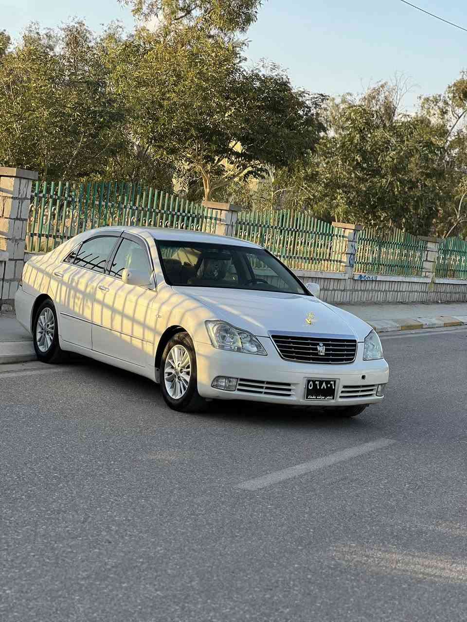 شاهینە موس 
2005
٢ دگمە ی ١٨٠. چاڵ و شوختی نیە
بە شەرتی بۆنیت سنوق سەقف ئەیفرۆشم
نازانم جگە لەوانە چی تری پیوەیە سفر سفرە
٤ تایو ویل تازە
***********
نرخی ٦٥ مامەڵە
