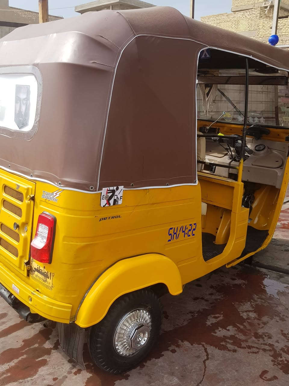 السلام عليكم 2019 شهر 4 أوراق اصوليه كبل ترقم كامله من كلشي كهربائيات فول كلها شغاله لا تبخير ولا تنقيص دوس معمره ومصبوغه شرط كبل لشارع 4500 وبيها مجال بغداد الحسينيه *********** للعلم تايرات جدد وباتري جديد
