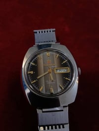 سوليمون • أوتوماتيك ٢٥ جواهر • يوم وتاريخ