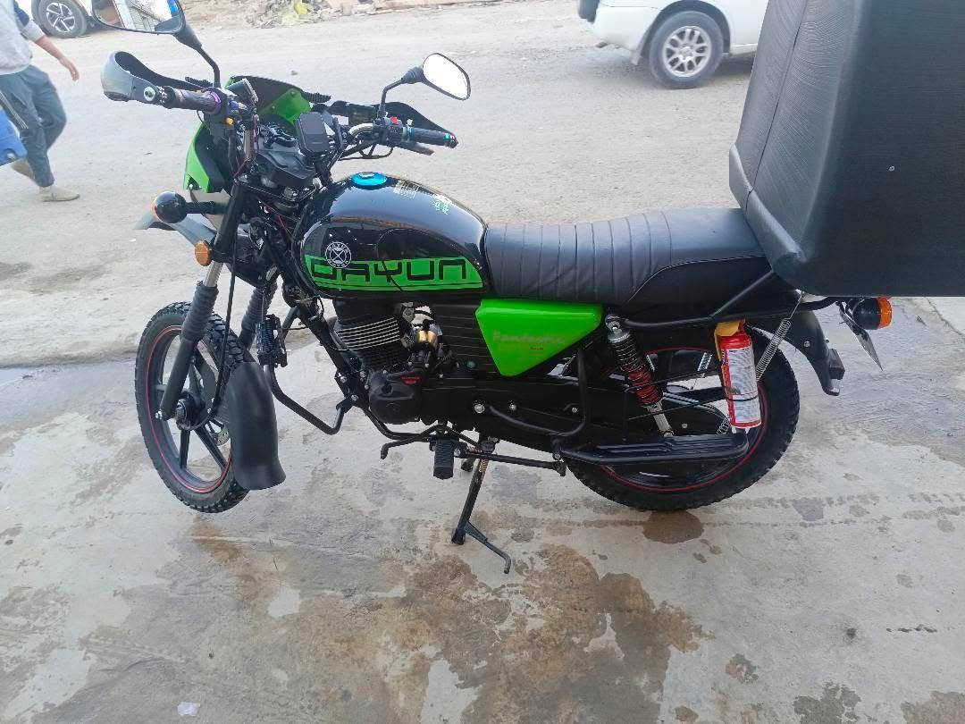 سلام عليكم دراجه دايوان للبيع مديل 2025 رقم وسنويه أربيل كفاله عامه صارلي شهرين من ماخذها السعر مليونين وثمنميه خاص موجود وهاذه رقمي***********
