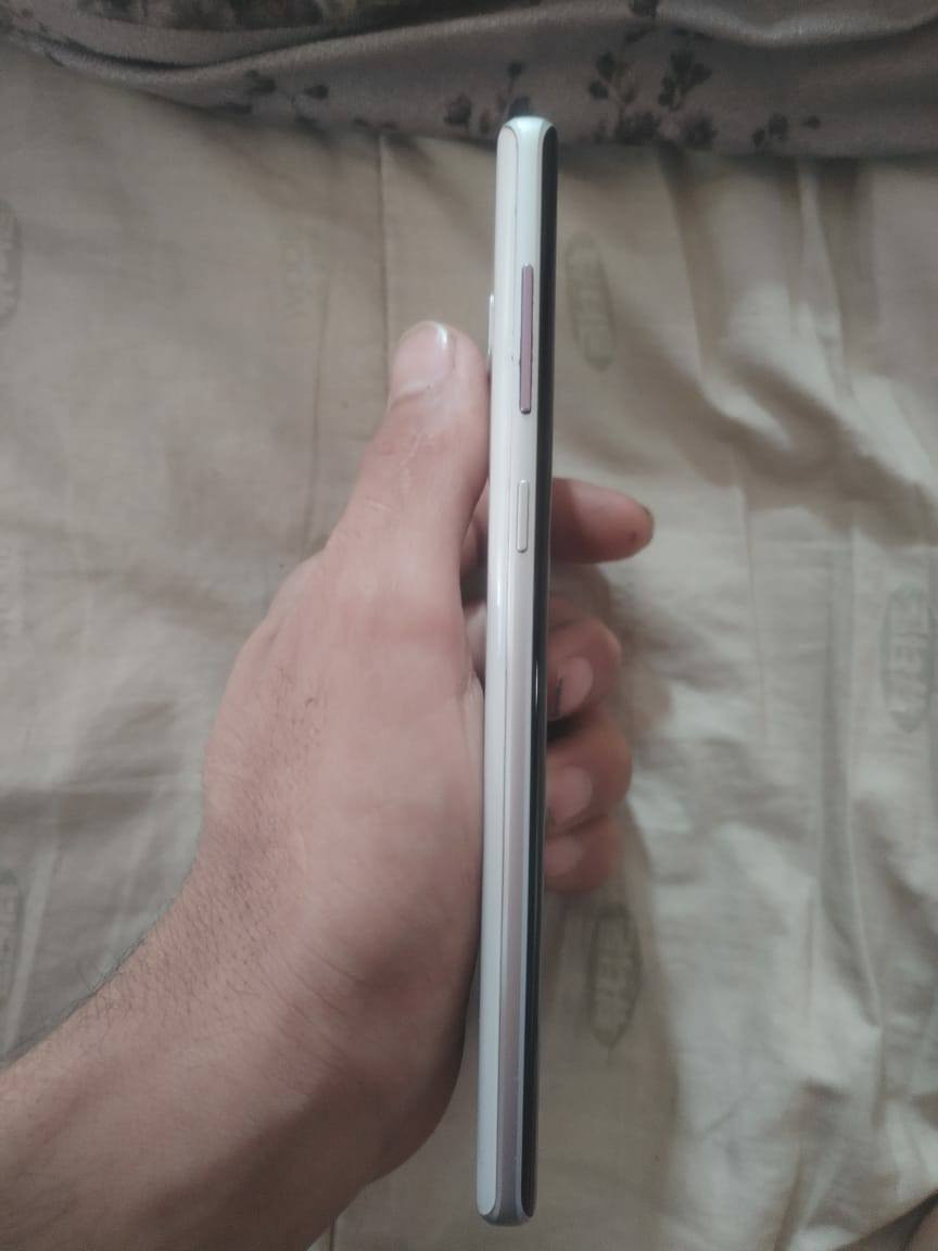 السلام عليكم نوت 9 للبيع السعر 185 دبل دسيمكارت شرق اوسط جهاز كله مكفول  للبيع او مراوس هونر x9d ونطي فرق
مكاني الدورة وعدي توصيل


**إذا كنت صاحب هذا الإعلان وتريد حذفه لأي سبب، رجاءا أرسل رسالة إلى الدعم الفني**