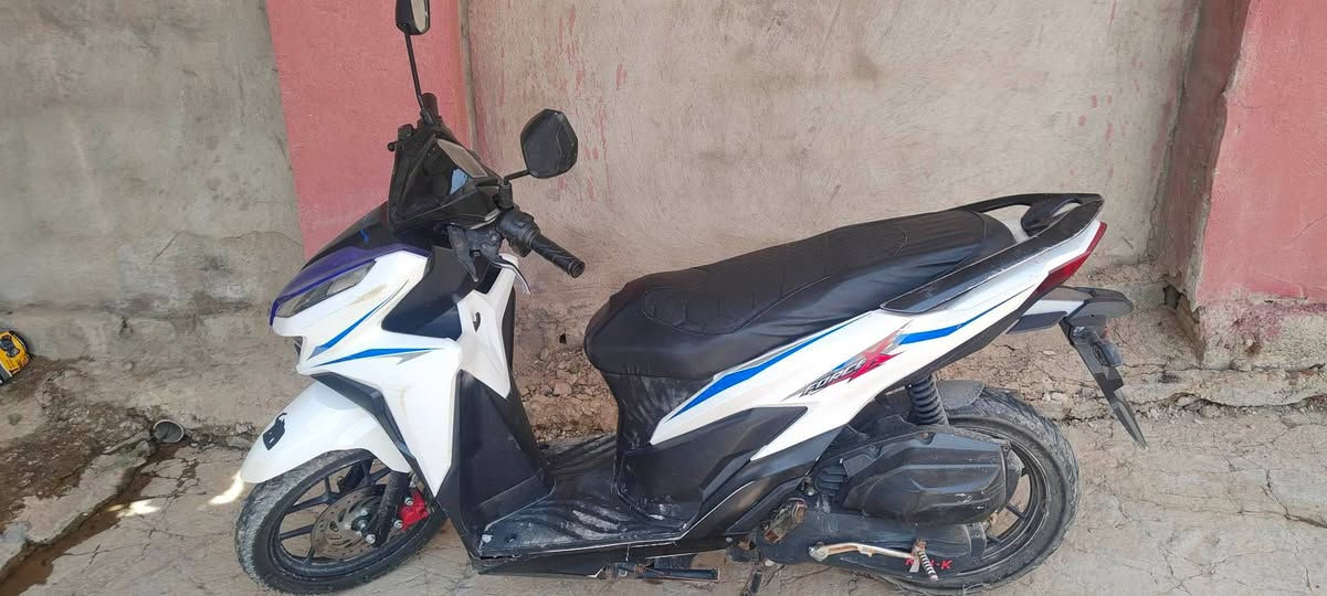 دراجه هونده للبيع ***********
