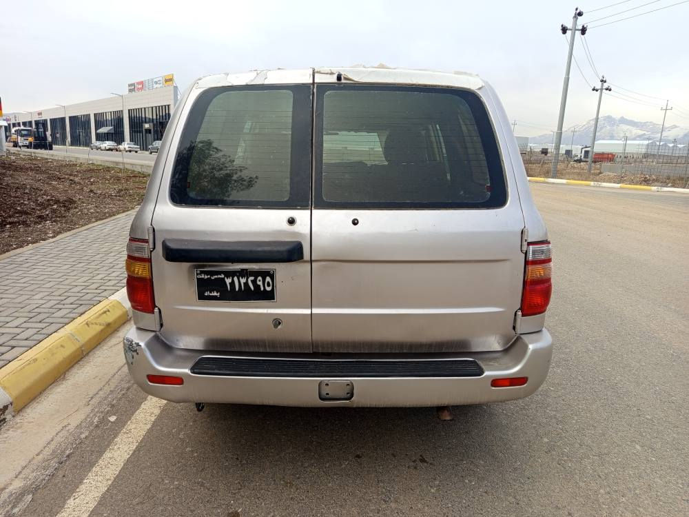 بە ناوی خوای گە ورە و مهرە بان 

مۆنیکا    مۆدێل    2003   گراین   شە فت

کتابی  مزایدە ی  لە گە ڵایە بە شە رت

مە کینە  بیلاد  بانزین  تازە   تە شفیت کراوە

گێڕو  مە کینە و  کارە  بای   ئە کسل  بە شە رت

گێچ و  کامل  ئە شیای  تە برید و  برێک و

ئایپات و 4  بە رە دە رگای لۆک و داژبڵ بە رز

ئە کسل و  گارد ن و  شانسی و هە موگیانی بە شە رت

پێشتر  درع  بووە درعی دە رکراوە  لێدراوی هیچ نییە

بڕاوە و موس و  سە قف و  شانی  بە شە رت ماڵی دۆستە

بای  68  گە ڵاو  مە عامە لە یە  *********** سلێمانی
