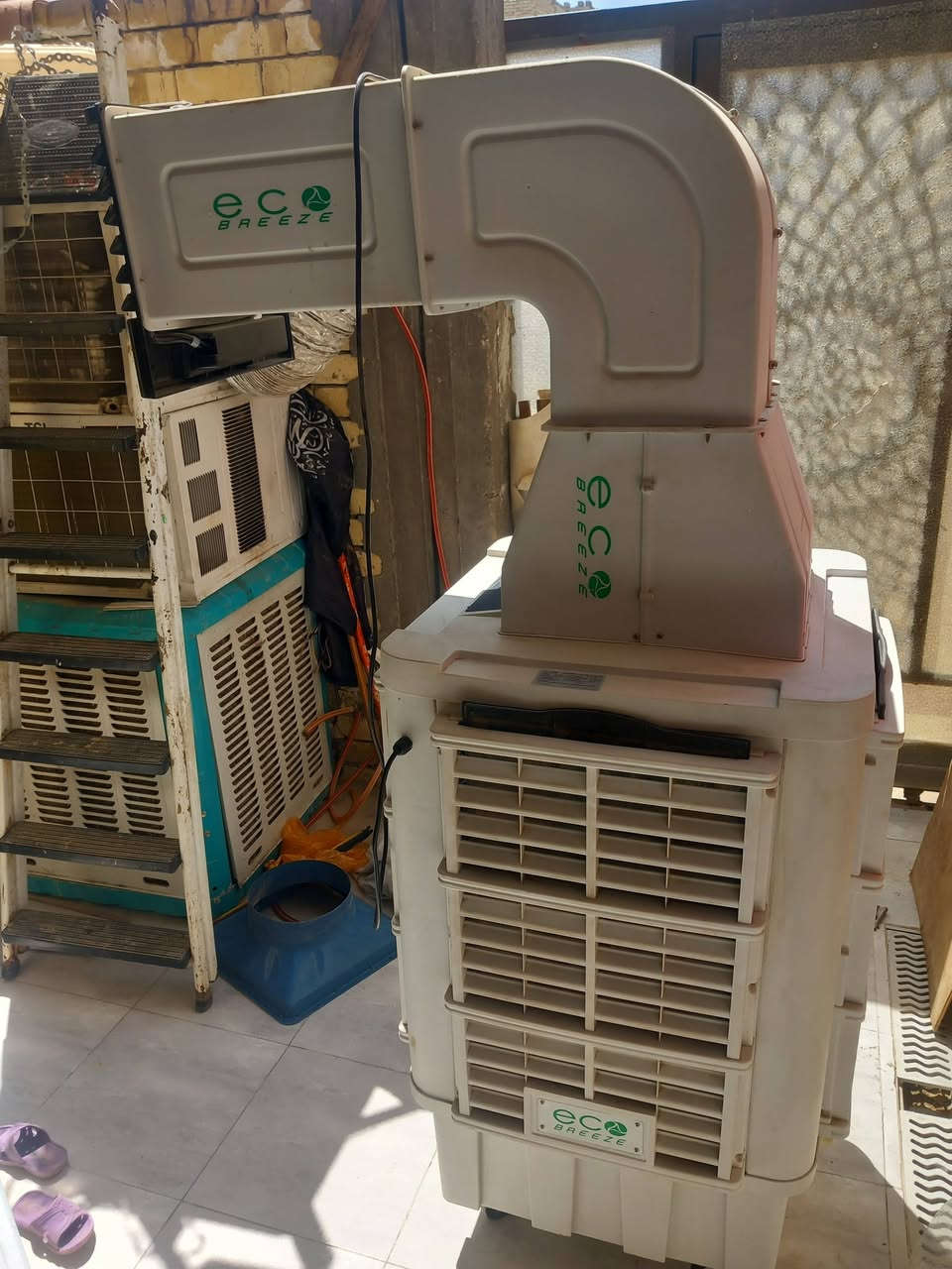 كنفيره حجم ٥٠ 
ب٢٥٠ 
ومبرده ٢.٥ ب ٥٠ 
نقصها وايرات السرعه انشلعن وماعرفت ارجعهن.
استخدام الموسم الراح.
الاسكان العسكري 
***********
