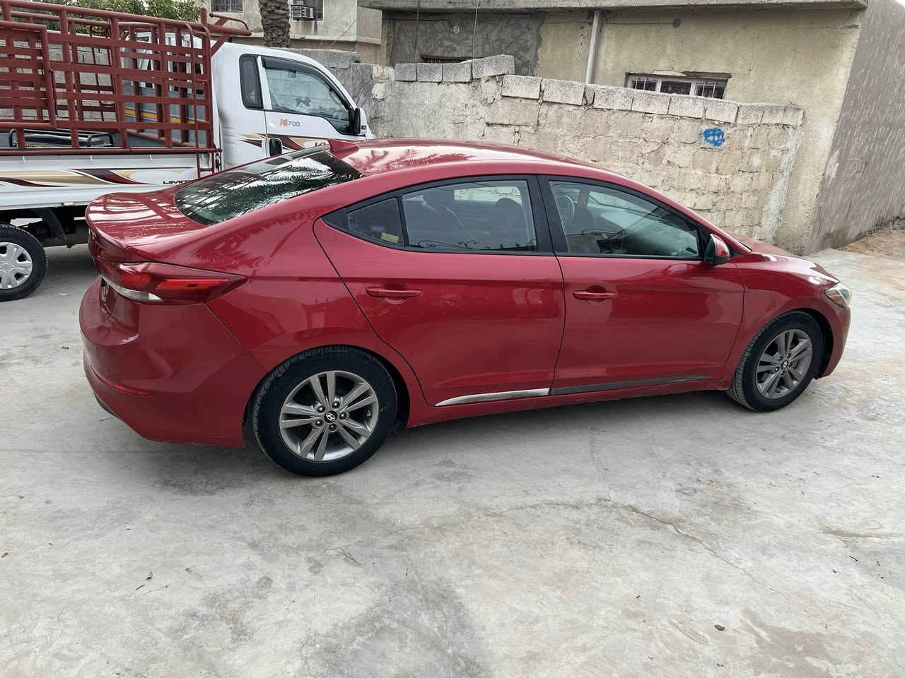 السلام عليكم
النترا موديل. 2017 
وارد أمريكي 
حادثها باب الخلفي 
بيها سونار  
رقم اربيل. هزه جديد 
تحويل مباشر. او وكالة 
سياره برغي مانقص بيها 
السعر. 120 $ بيها مجال بسيط 
العنوان. بغداد جسر ديالي 
 ***********.  وتساب
