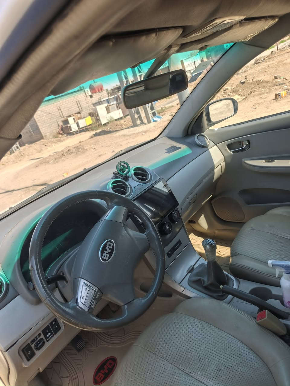 السلام عليكم بي واي دي موديل13كير عادي مكينه كير حداديه تخم تاير جاهز تبريد خير من الله رقم بغداد دولي بأسمي

بصمه 
تشغيل عن بعد
شاشه كامره خلفيه
اشاير ترحيب بلمري
جاهزه كهربائيات كلهه شغاله 
سياره بيهه فقط بين البابين شخط بارد
وشويه بجاملغ باقي السياره كلهه لوكات شركه حته كاعيات الشركه بيهه

حته الجامه الاماميه مبدلها جديده 
سعرها62 وبيهه مجال بسيط مكاني بابل
***********
