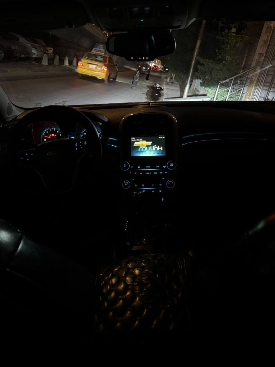 شفروليه ماليبو ٢٠١٥
فول مواصفات ١/١
فتحة سلايد
تحكم ستيرن شاشة كامره بلادي
شاشة اعطال و تحكم
سي دي اوكس بلوتوث يو اس بي وفلاش
كروس سرعة جام اربعه اوتو
كشنات كهرباء جلد و مخمل
دشبول لدات ليزري بلادي
ويل مميز قياس ١٨
تخم تاير و باتري جدد
مازدات عدسات عالي ناصي زنون
محرك ٢٥٠٠ مكفول وجديد
كير Atf مكفول
صندوك بصمة
صدر حدادية امامي خلفي جديد
حادث بسيط جدا بدون دواخل
رقم دولي سنويه لل٢٠٢٨
سيارة كلش جديدة وجاهزة 
هسه رايحه للسعودية وجايه 
بدون اي نقص او ملاحظات
السعر ٩٨ و بيها مجال بسيط
مكان السياره بغداد حي تونس
***********
