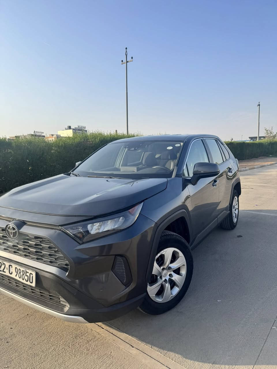 سلام عليكم 
تويوتا راف فور Le 
حادث بونيد وجاملغ بدون دواخل 
سعر 195 وبي مجال الجيه
لتواصل واتساب 
***********
