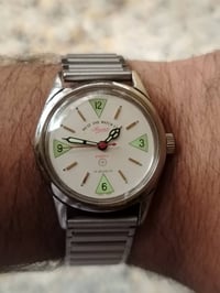 ساعة وستن • ماكنة تكويك • ١٧ حجر