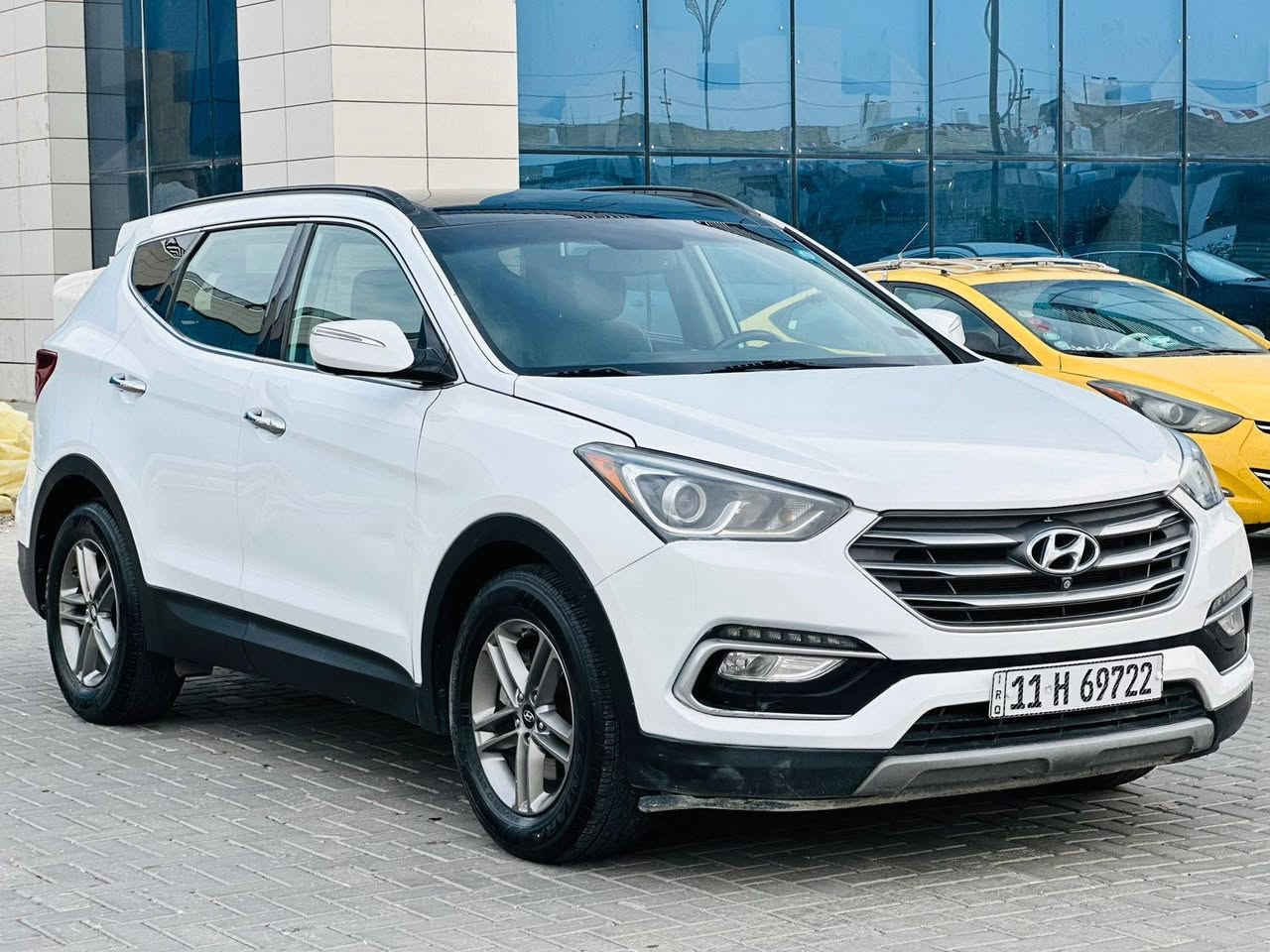 للبيع سنتافي موديل 2018 وارد امريكي حادث جاملغ وبنيد بدون دواخل ليبل واحد مواصفات لمتد فول بنراما كشنات جلد كهرباء تدفئه تبريد كشنات وستيرن وبطاين 5 كامرات حساسات اماميه خلفيه جنطه كهرباء اشاير بل مري بصمه تشغيل وبصمه ابواب وجنطه بردات خلفيه بلاد تبريد قطعتين لايت لد بكلايت لد مانع انزلاغ مثب سرعه رادارات وبعد هواي مواصفات سماعات اننفنتي دمام كشن خزن ميموري مانع تصادم ماشيه 50 الف حقيقي مكينه 2400 وكير وحداديه وتبريد مكفولات السعر
155 عنوان كربلاء الاستفسار الاتصال ع رقم 
***********
