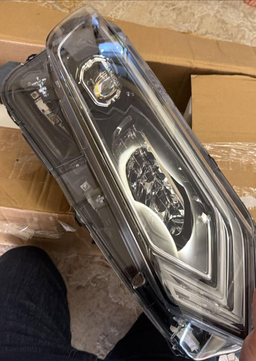 لايت نيسان قاشقاي
طرف سكن 
صفر ما مشدودة على سيارة
سعر ٢٠٠$
للاستفسار 
***********
