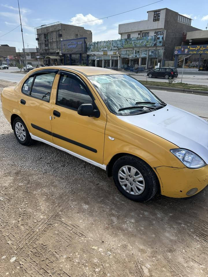 طيبه 2015 محرك ريو جديد بيها فيديو للمحرك واكو فديو بيها الكشر بريك دوستين يعني 
( عنابر)سعر 25  الف وفيوز جام فقط تخم تاير وحداديه جدد السعر 37 مكاني كربلاء 
اتصال *********** 
واتساب فقط ***********
