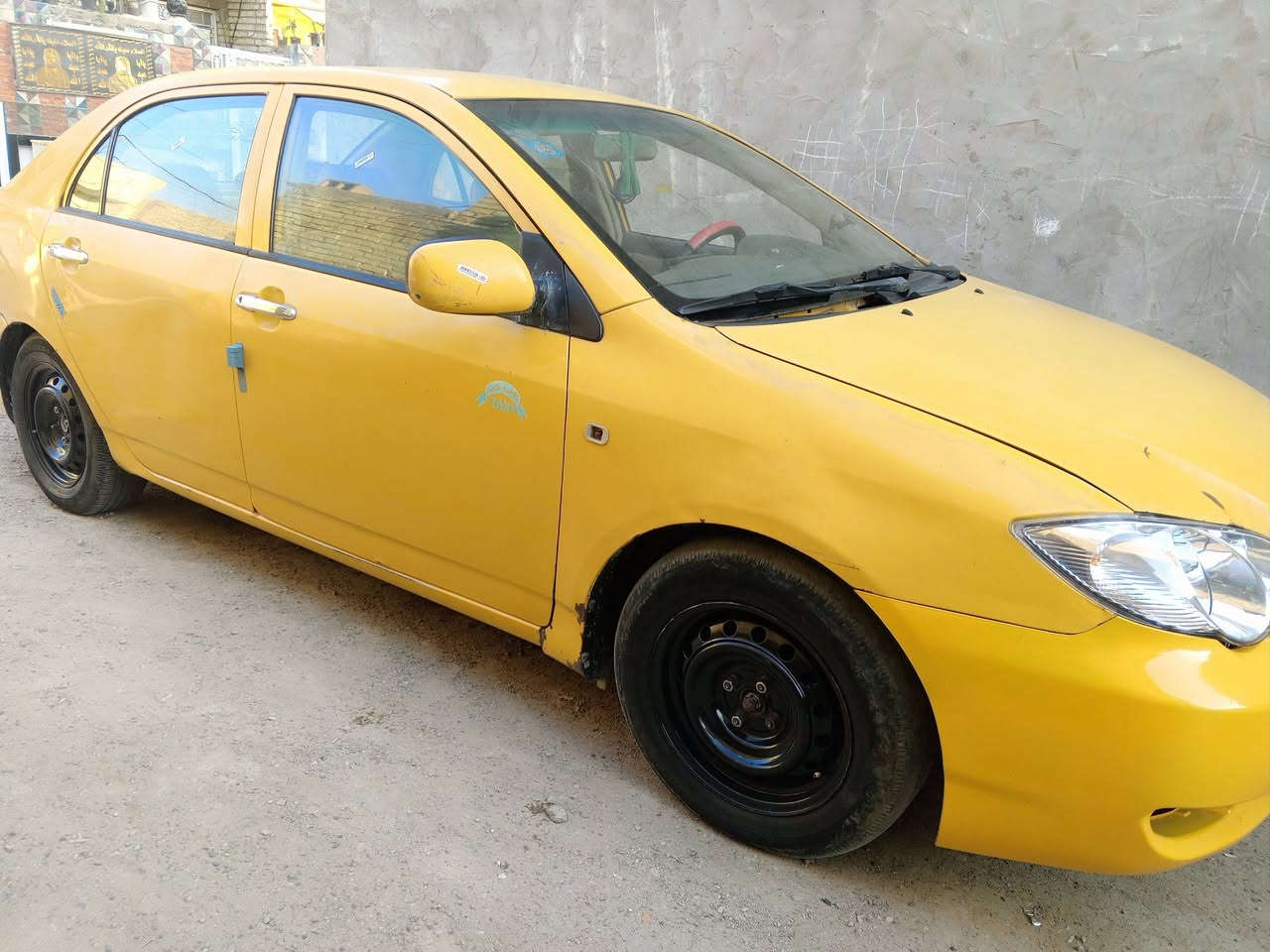 سلام عليكم بي وايدي f3موديل 2011 سياره بغداد رقم دولي سياره بسمي مكينه وكير جديد تخم تايرات جديد شاشه تاب اصلي ضربته بلصندوك فقط وشوي بيه نواقص مكاني بغداد معامل حي نصر تحويل ثاني يوم سعره 40وبيه مجال رقمي *********** متوفر وتساب
